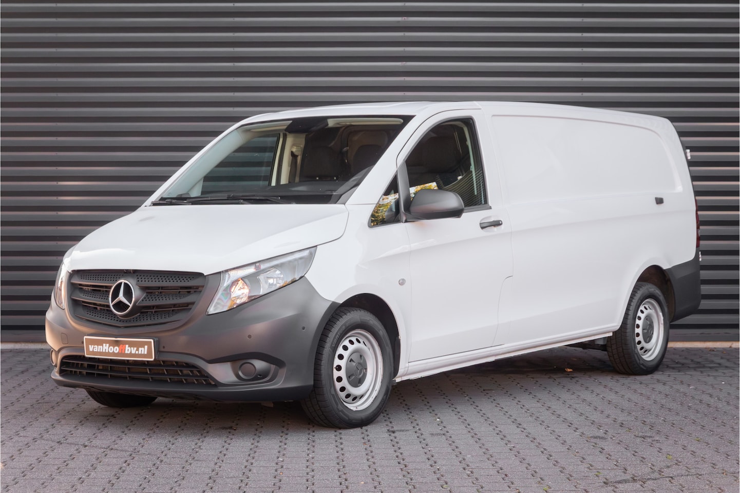 Mercedes-Benz Vito - 116 CDI Extra Lang XL Automaat Audio 40 - Carplay - AutoWereld.nl