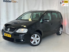 Volkswagen Touran - 2.0-16V FSI Trendline|TREKHAAK|MP5 SCHERM|NAVI|APK 11-26|