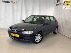 Peugeot 306 - 1.8 XR|1E EIG|NAP|AUTOMAAT|PANO|RADIO|