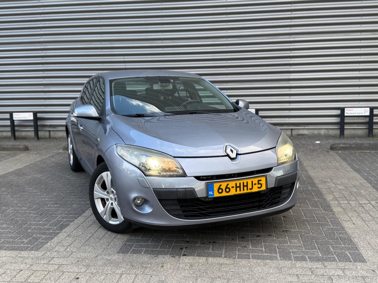 Renault Mégane - 1.6 HB Dynamique XENON|NAVI|CLIMA|LMV 17” - AutoWereld.nl