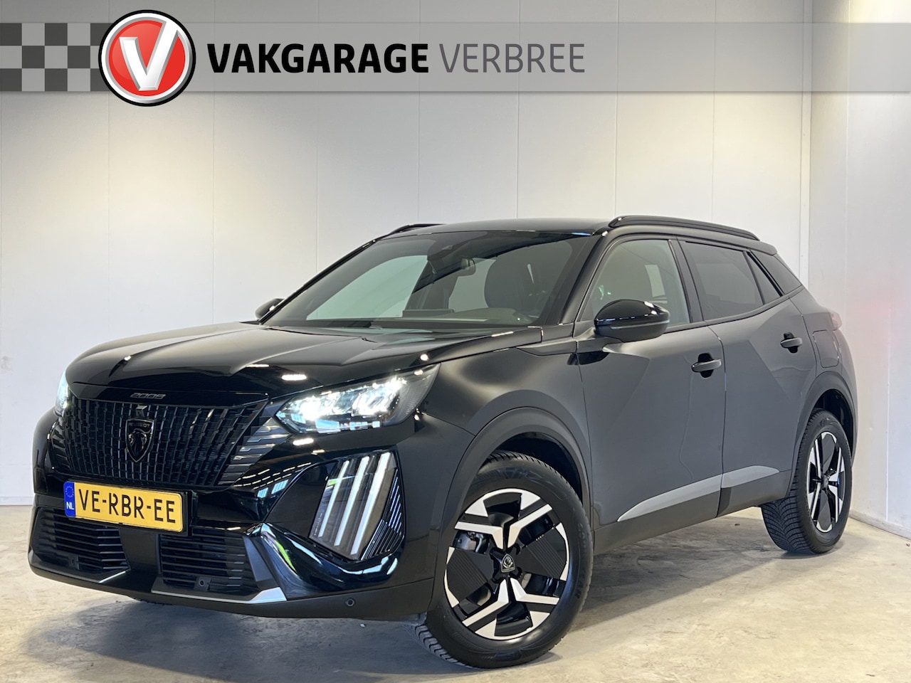 Peugeot 2008 - 1.2 Hybrid 136 Allure | Navigatie/Android/Apple Carplay | LM Velgen 17" | Cruise Control A - AutoWereld.nl