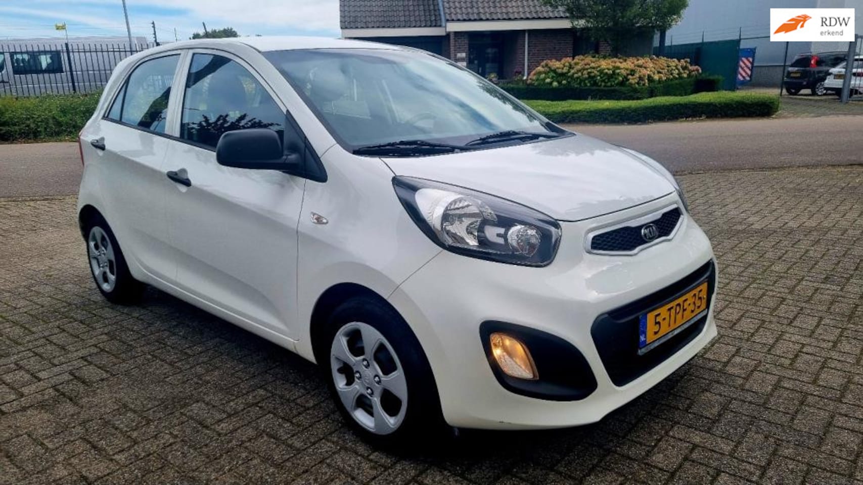 Kia Picanto - 1.0 CVVT ComfortLine 1.0 CVVT ComfortLine - AutoWereld.nl