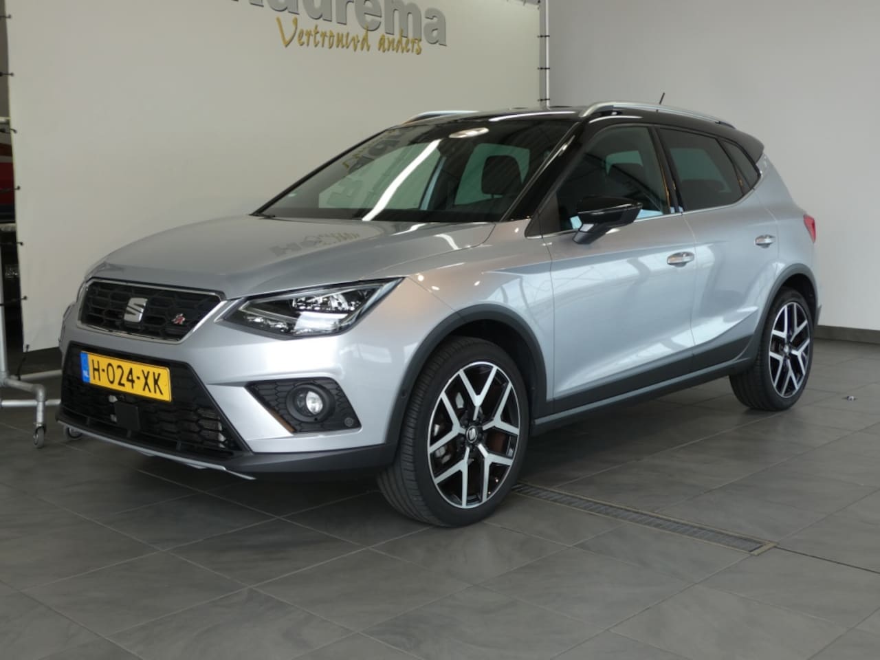 SEAT Arona - TSI FR Buisiness Edition AUTOMAAT - AutoWereld.nl