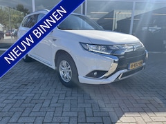 Mitsubishi Outlander - 2.4 PHEV Pure 50% deal 9.425, - ACTIE Camera / Clima / Carplay / Cruise
