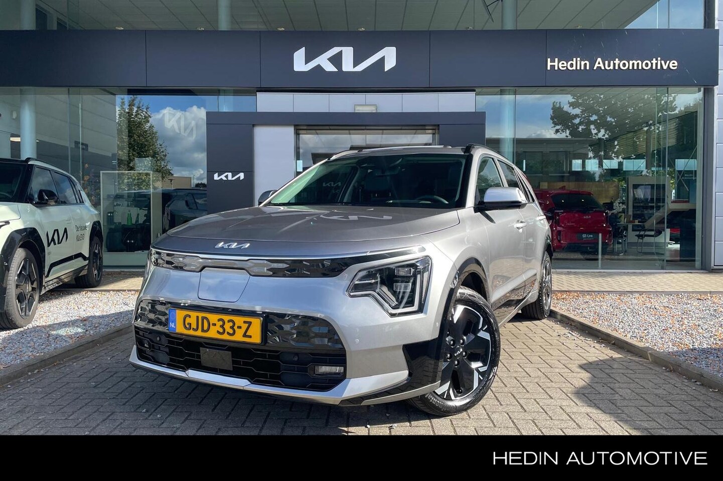 Kia Niro EV - ExecutiveLine 64.8 kWh Stoel + stuurverwarming | Dodehoek detectie | Camera | Adaptieve cr - AutoWereld.nl