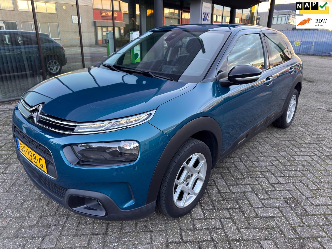 Citroën C4 Cactus - 1.2 PureTech Business / PDC / Navi / LED - AutoWereld.nl