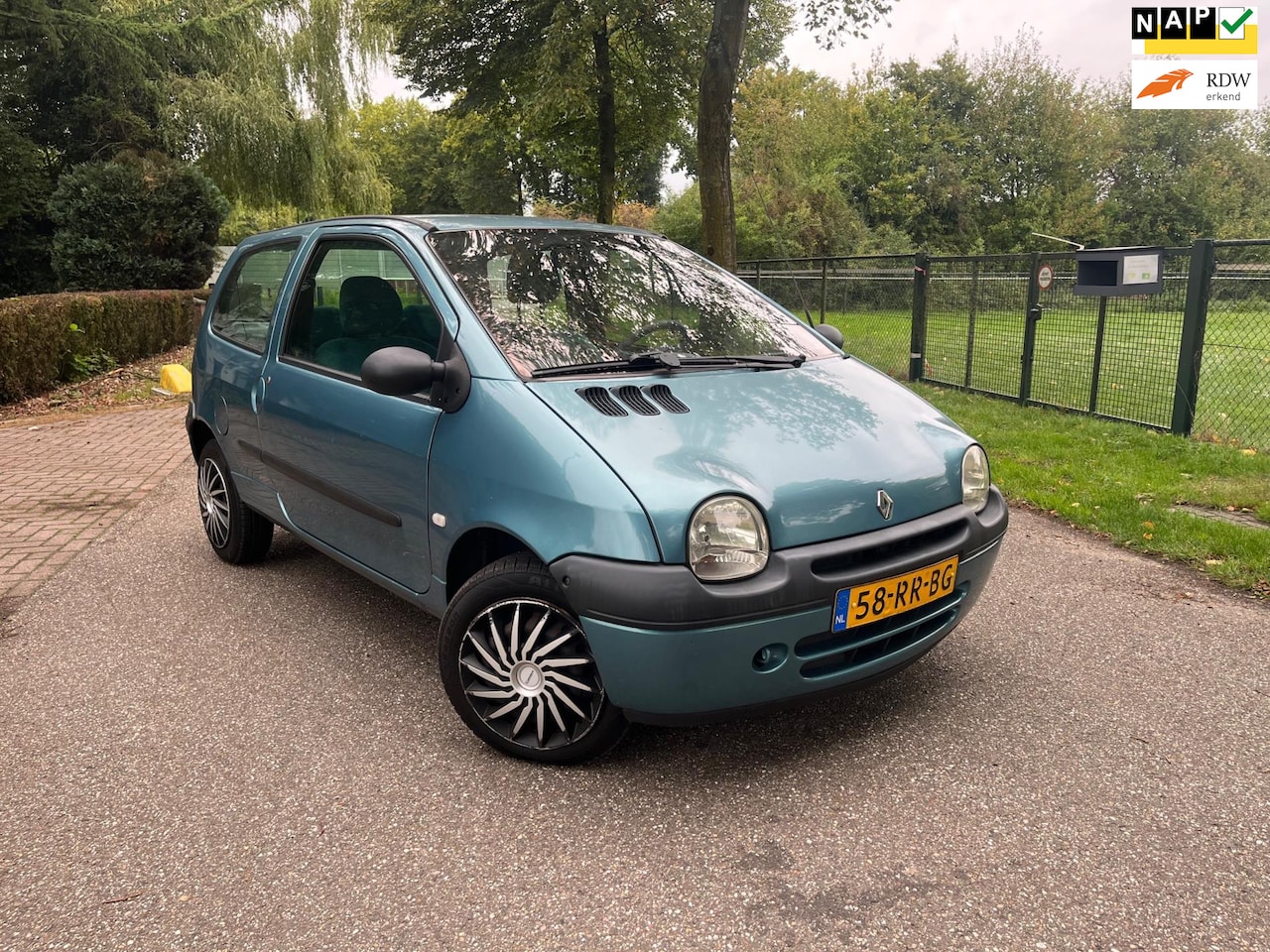 Renault Twingo - 1.2 Lazuli | RIJD SUPER | APK 2026 | ZUINIG - AutoWereld.nl