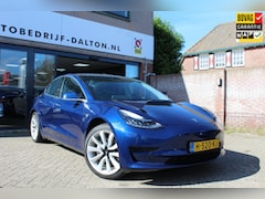 Tesla Model 3 - RWD Plus 60 kWh TREKHAAK / 19" LMV / LAGE KM / LEER / PANODAK / 1e EIG / INCL.BTW