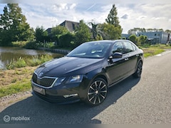 Skoda Octavia - 1.0 TSI / Navi / Carplay / 18' velgen