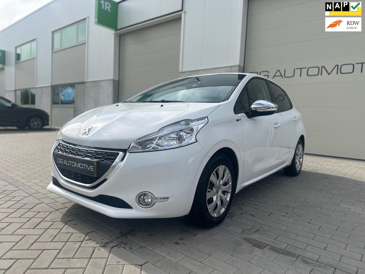 Peugeot 208 - 1.2 PureTech Style Pack APK 13-02-2026 AIRCO ELEKTRISCH RAMEN NAVIGATIESYSTEEM CRUISE CONT - AutoWereld.nl