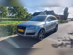 Audi Q7 - 3.0 TDI quattro CLIMA/NAVI/AUTOMAAT BJ 2007