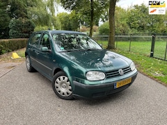 Volkswagen Golf - 2.0 Comfortline | 5DRS | APK | CLIMA TREKHAAK