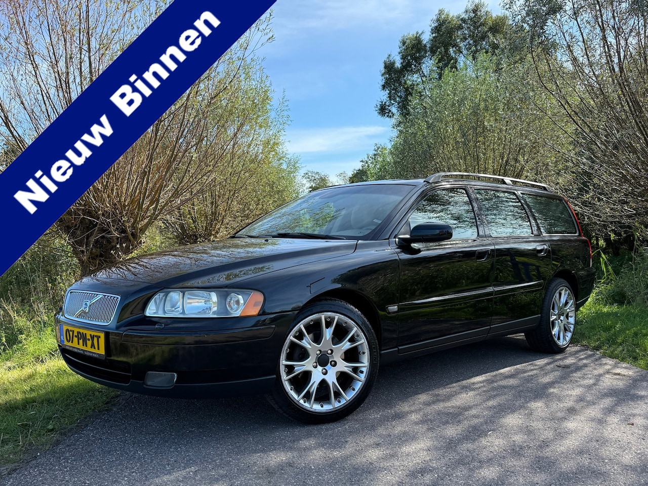 Volvo V70 - 2.4 Kinetic Automaat Leder-INT Airco Navi Nap Goed Onderhouden - AutoWereld.nl