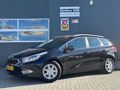 Kia Cee'd Sportswagon - 1.6 GDI Plus Pack | Trekhaak | Camera | Navi | Bluetooth | Cruise | Clima | Lichtmetaal |