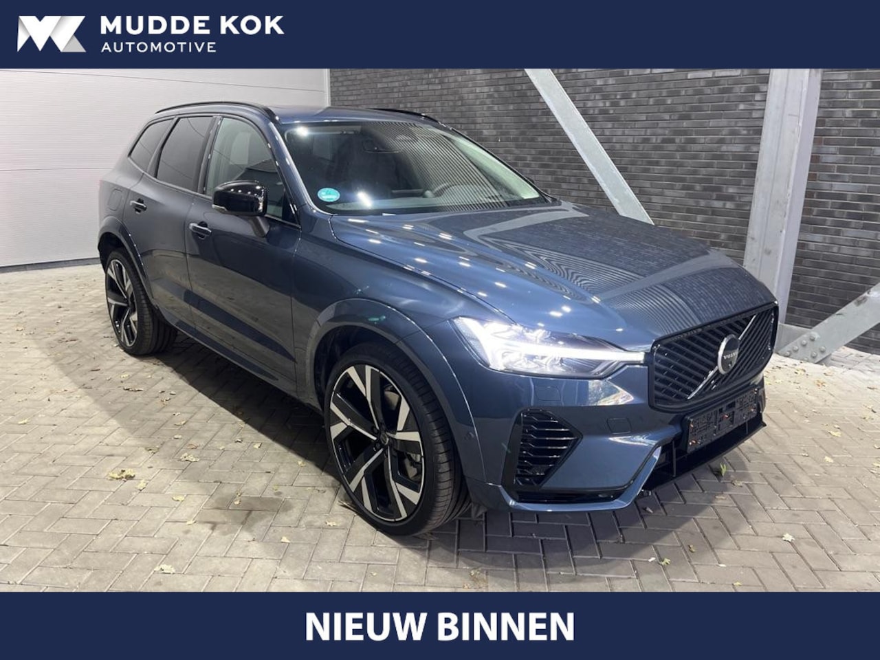 Volvo XC60 - T8 Plug-in hybrid Ultra Dark | FACELIFT | MY2026! | Luchtvering | Bowers&Wilkins | 22 Inch - AutoWereld.nl