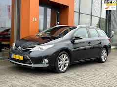 Toyota Auris Touring Sports - 1.8 Hybrid Executive