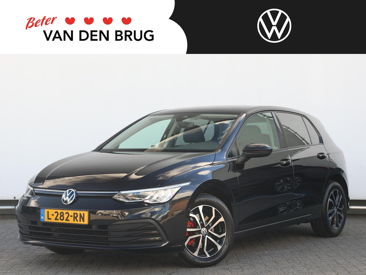 Volkswagen Golf - 1.5 TSI Life 130PK | Led | Navigatie | Trekhaak | Stoelverwarming | Cruise control - AutoWereld.nl
