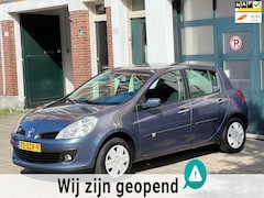 Renault Clio - 1.6-16V Dynamique-automaat-airco