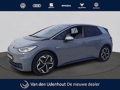 Volkswagen ID.3 - First Plus 58 kWh | Camera | Verwarmbare voorstoelen | Navigatie | App connect |