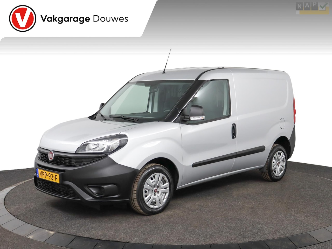 Fiat Doblò Cargo - 1.6 MJ L1H1 S |NAP |1e eigenaar |Euro 6 |Schuifdeur | Carplay | Camera - AutoWereld.nl