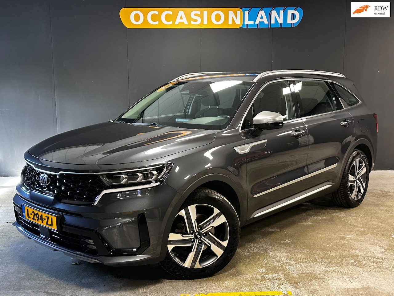 Kia Sorento - 1.6 T-GDI Plug-in Hybrid 4WD DynamicLine 7p.|LED|TREKHAAK|KEYLESS|ACC|STOELV|CARPLAY|19INC - AutoWereld.nl