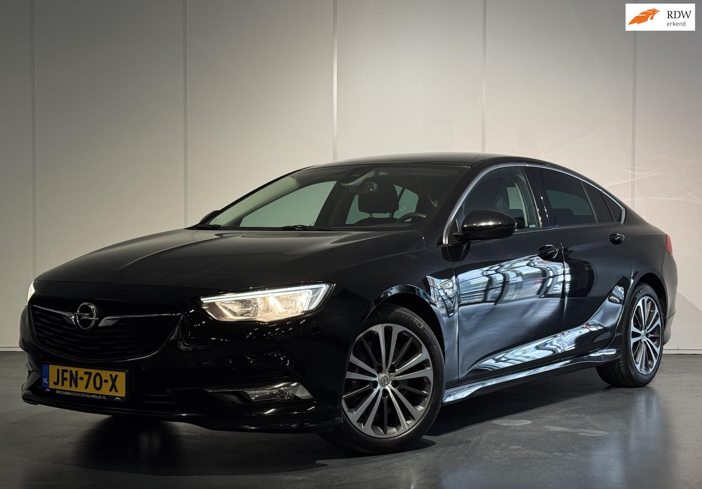 Opel Insignia Grand Sport - 2.0 Turbo 4x4 GSi OPC-Line AUT /BOSE/KeyLess/ACC/Virtual/PDC+Cam/LED/CarPlay - AutoWereld.nl