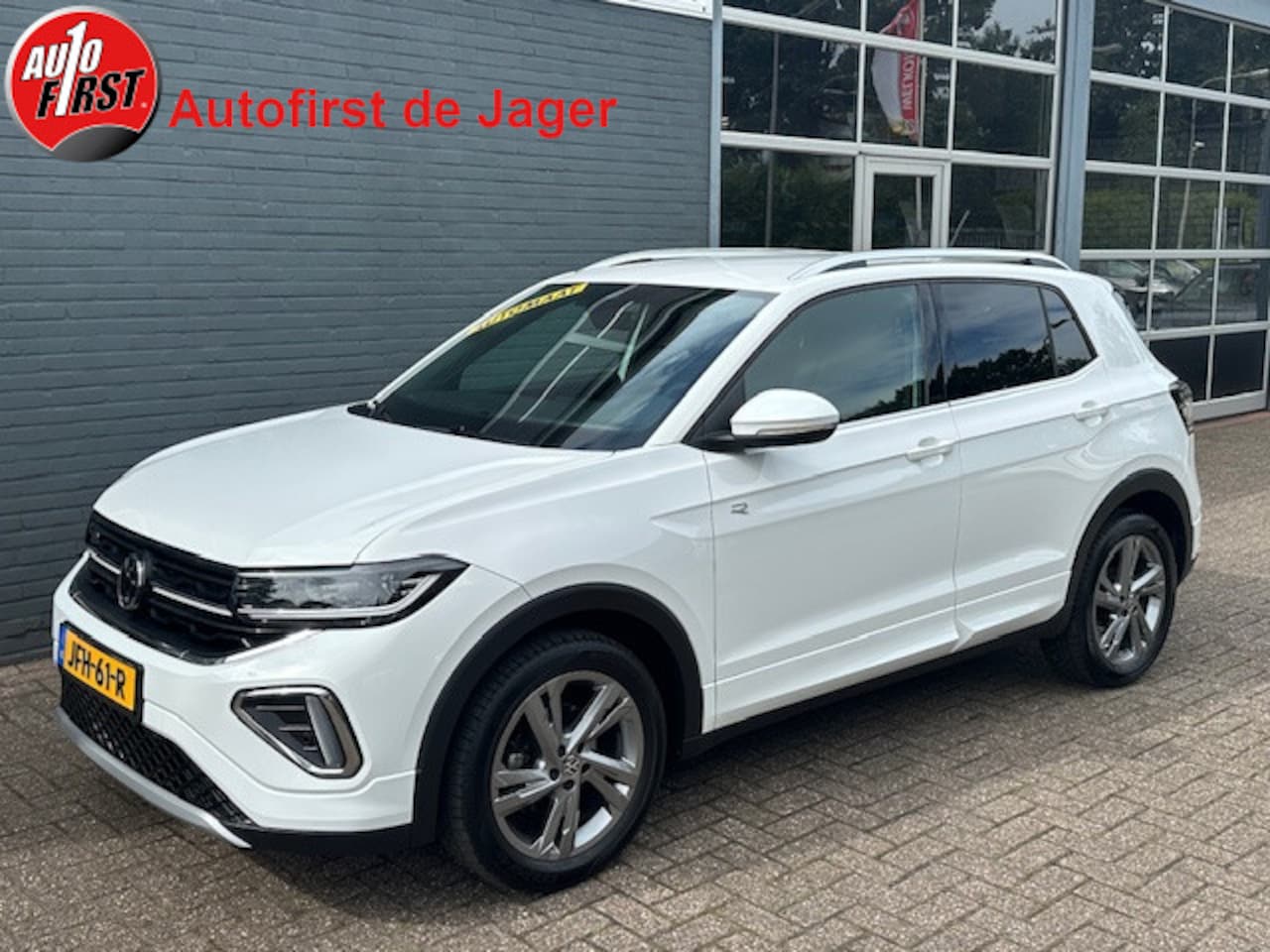 Volkswagen T-Cross - 1.5 TSI R-Line / Trekhaak orig. / Led koplampen / Digitaal inst.paneel - AutoWereld.nl