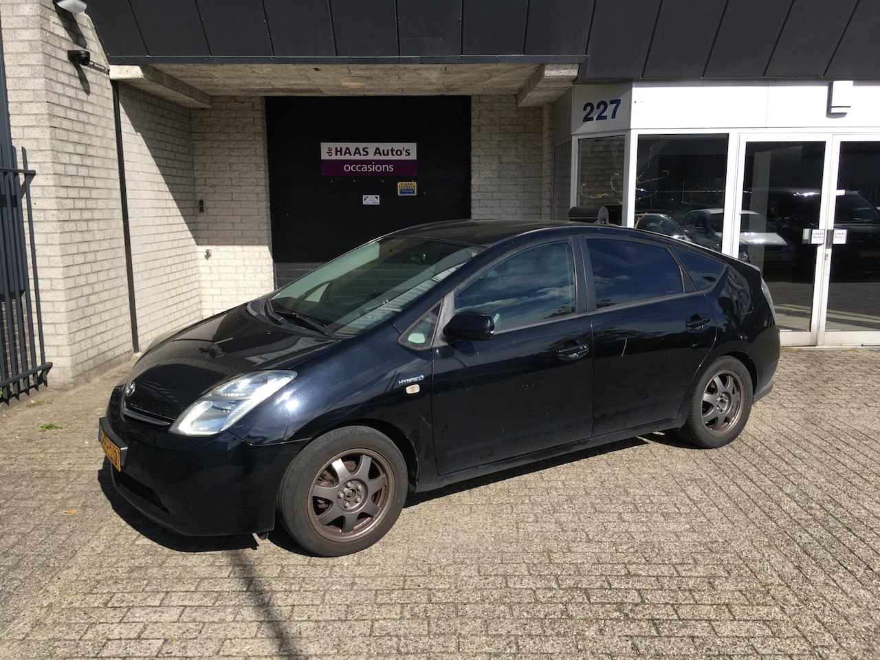 Toyota Prius - 1.5 VVT-i Tech Edition / LEDER / EXPORT / ONDERHOUD NODIG / - AutoWereld.nl