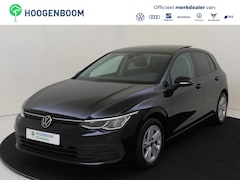 Volkswagen Golf - 1.5 TSI Life | Panoramadak | Trekhaak | Achteruitrijcamera | 3-zone airco | Dodehoek detec