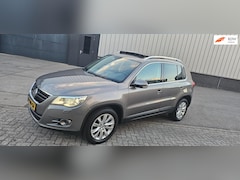 Volkswagen Tiguan - 1.4 TSI Sport&Style 4Motion pano navi xenon leer