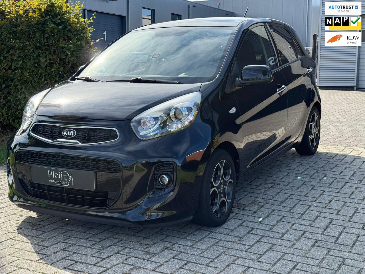 Kia Picanto - 1.0 CVVT First Edition|Cruise control| Airco| Dealer onderhouden - AutoWereld.nl