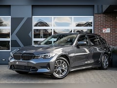BMW 3-serie Touring - 330e xDrive | Sportline | Shadow | Cruise control | Parkeersenoren voor/achter | Stuurwiel