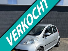 Peugeot 107 - 1.0-12V XR AUTOMAAT / AIRCO / 5DRS / ELEK. RAMEN