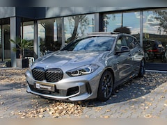 BMW 1-serie - M135i xDrive High Executive PANO HUD H&K CAMERA LED