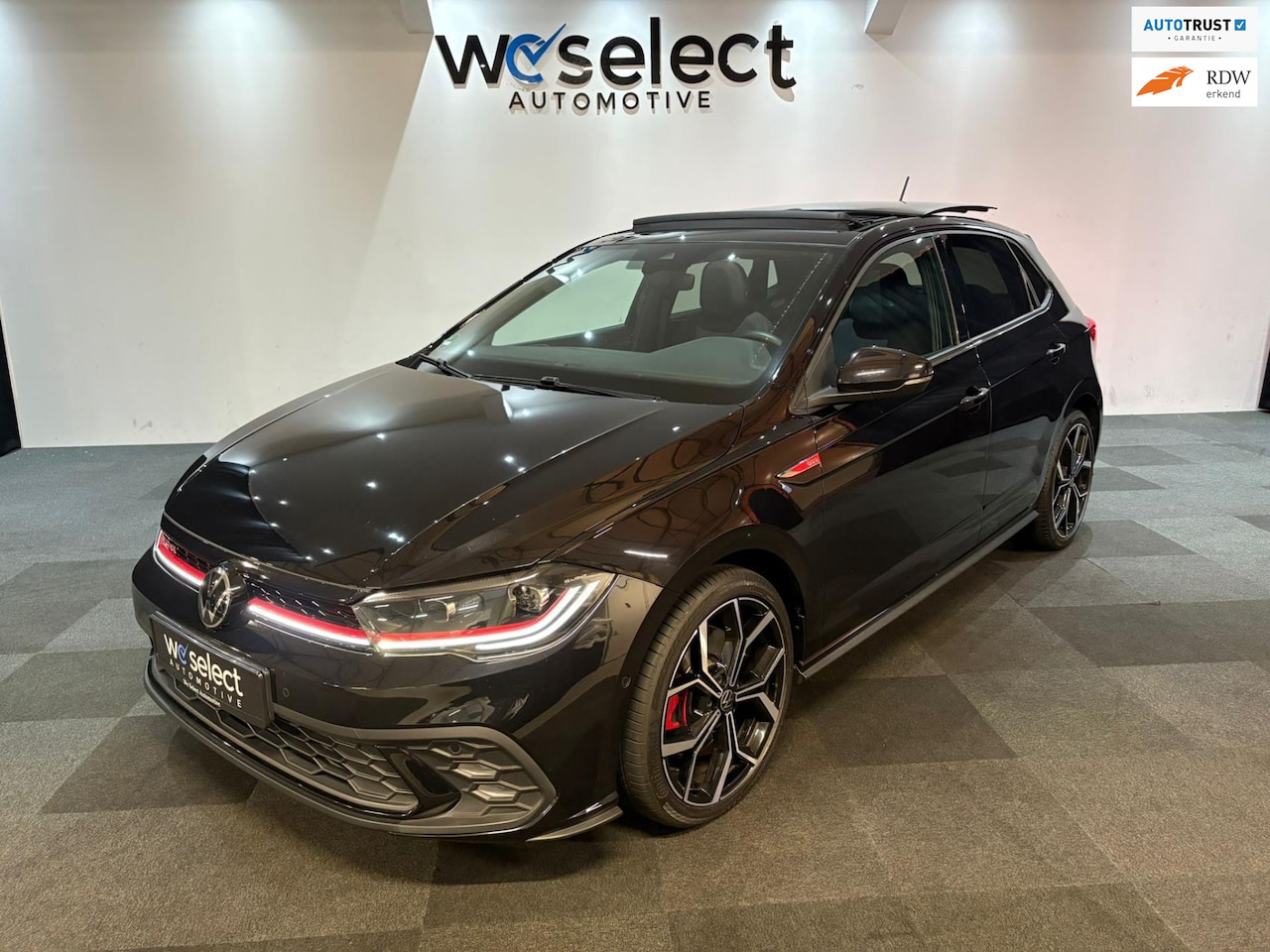 Volkswagen Polo - 2.0 TSI GTI Pano l Camera - AutoWereld.nl