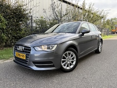 Audi A3 Sportback - 1.4 TFSI CoD Attraction Pro Line / AUTOMAAT / NAVI / STOELVERWARMING / CRUISE
