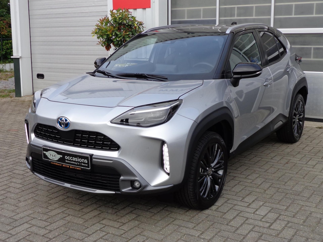Toyota Yaris Cross - 1.5 Hybrid Adventure Head Up Display, Camera,Parkeersensors,etc,etc,etc - AutoWereld.nl