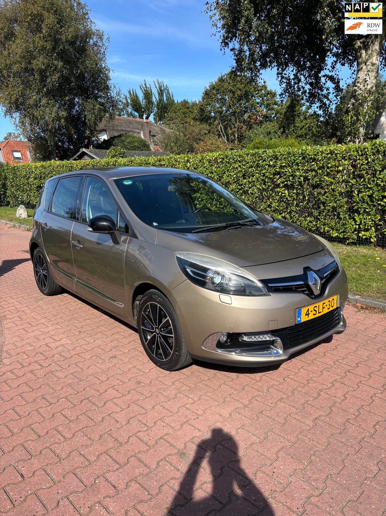 Renault Scénic - 1.2 TCe Bose BOMVOL NAP NWE APK! - AutoWereld.nl