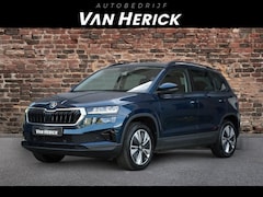 Skoda Karoq - 1.5 TSI ACT Ambition 150PK Automaat | ACC | Trekhaak | Camera