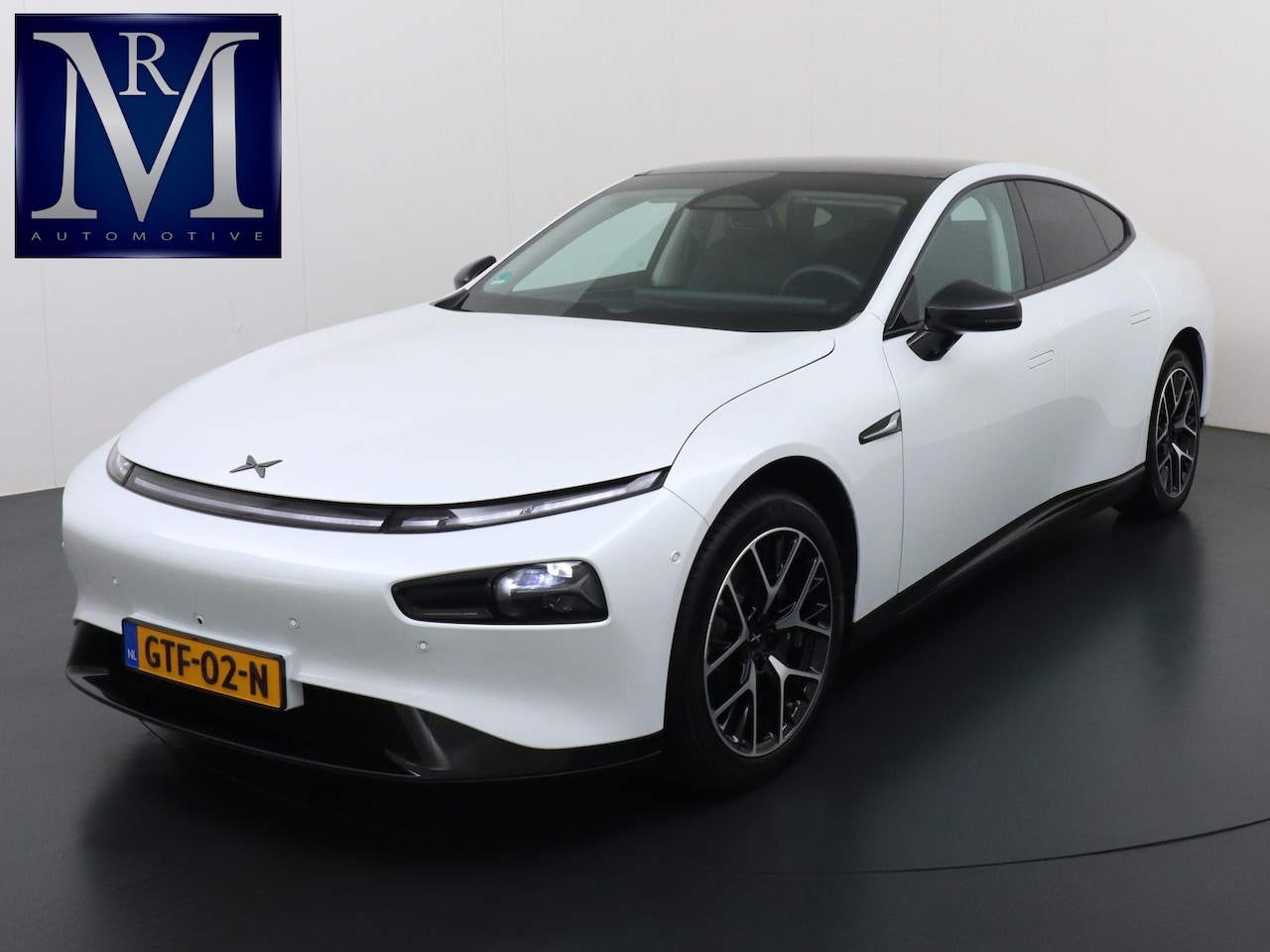 Xpeng P7 - AWD Performance 86 kWh VAN: 49.900,- VOOR: 46.877,- UW HERFSTVOORDEEL: 3.023,- | UNIEKE KM - AutoWereld.nl
