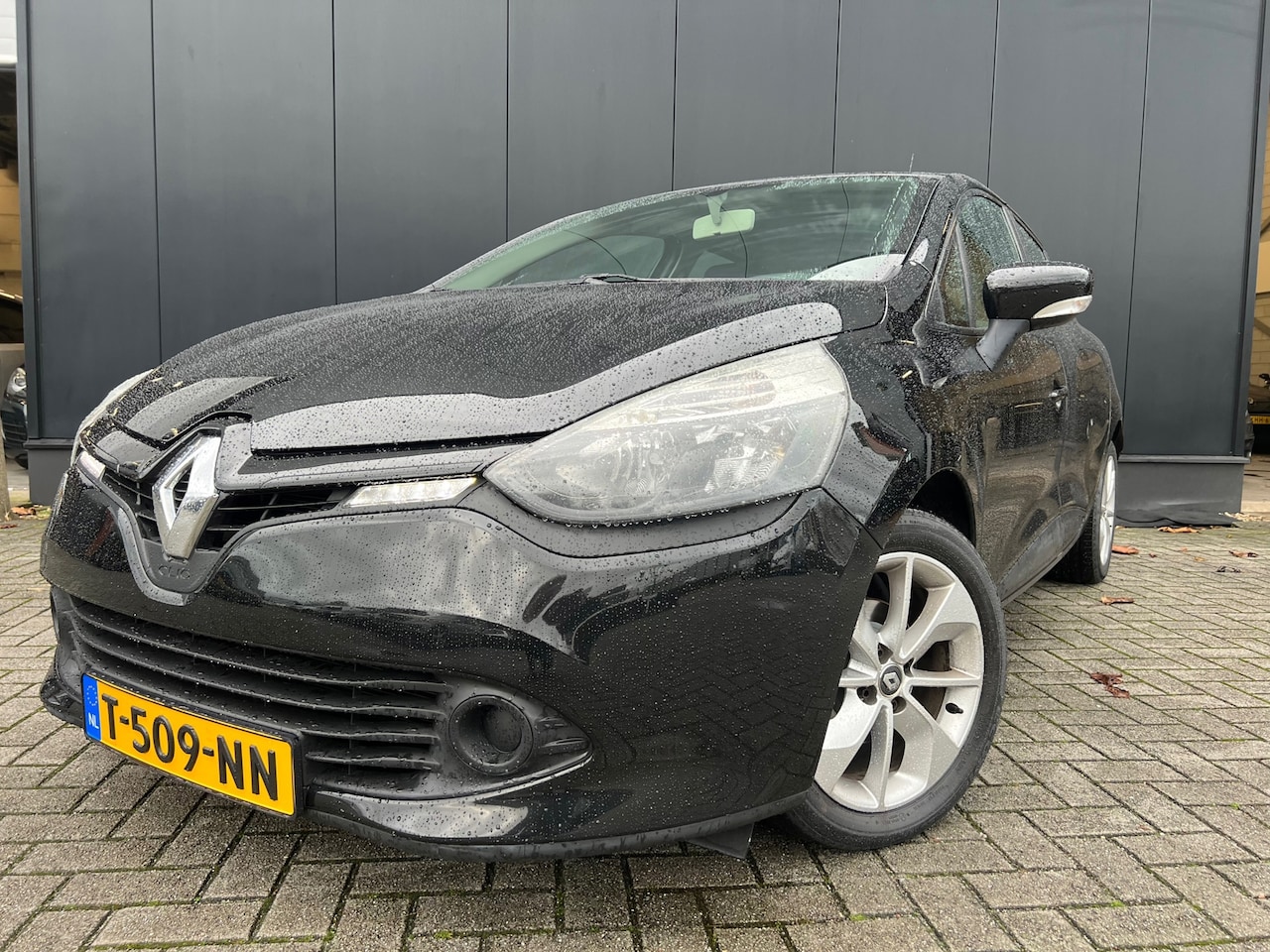 Renault Clio - 1.2 Collection '13 Lmv/Navi/5drs/apk12-25 - AutoWereld.nl