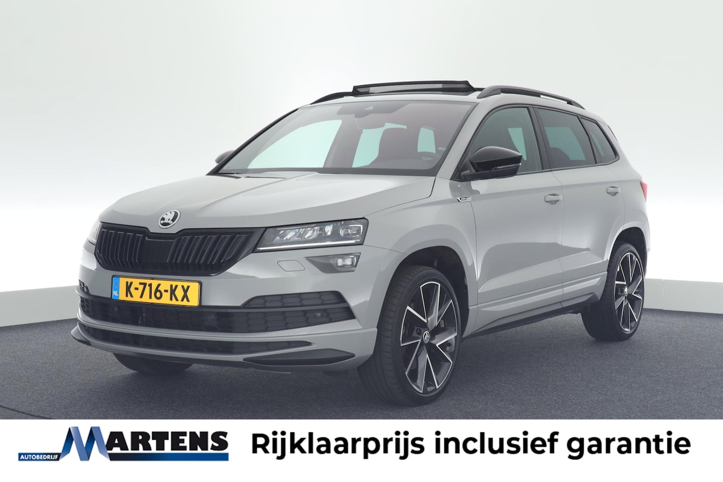 Skoda Karoq - 1.5 TSI 150pk ACT Sportline Business Trekhaak Camera Keyless Dynaudio Virtual Cockpit Pano - AutoWereld.nl
