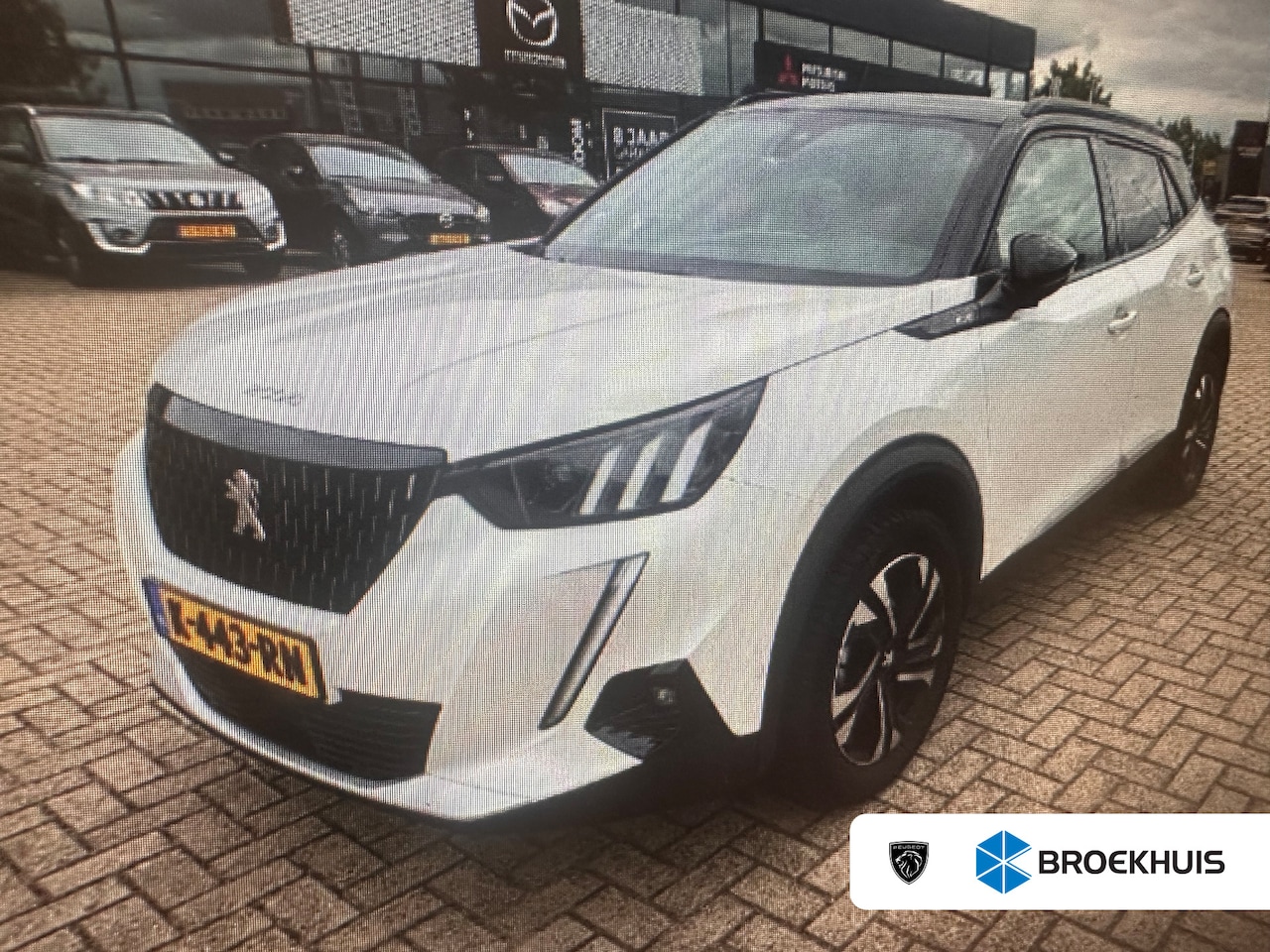 Peugeot 2008 - 1.2 PureTech GT Panorama Dak | Camera | Parkeersensoren Rondom | Digitaal Dashboard | Lede - AutoWereld.nl