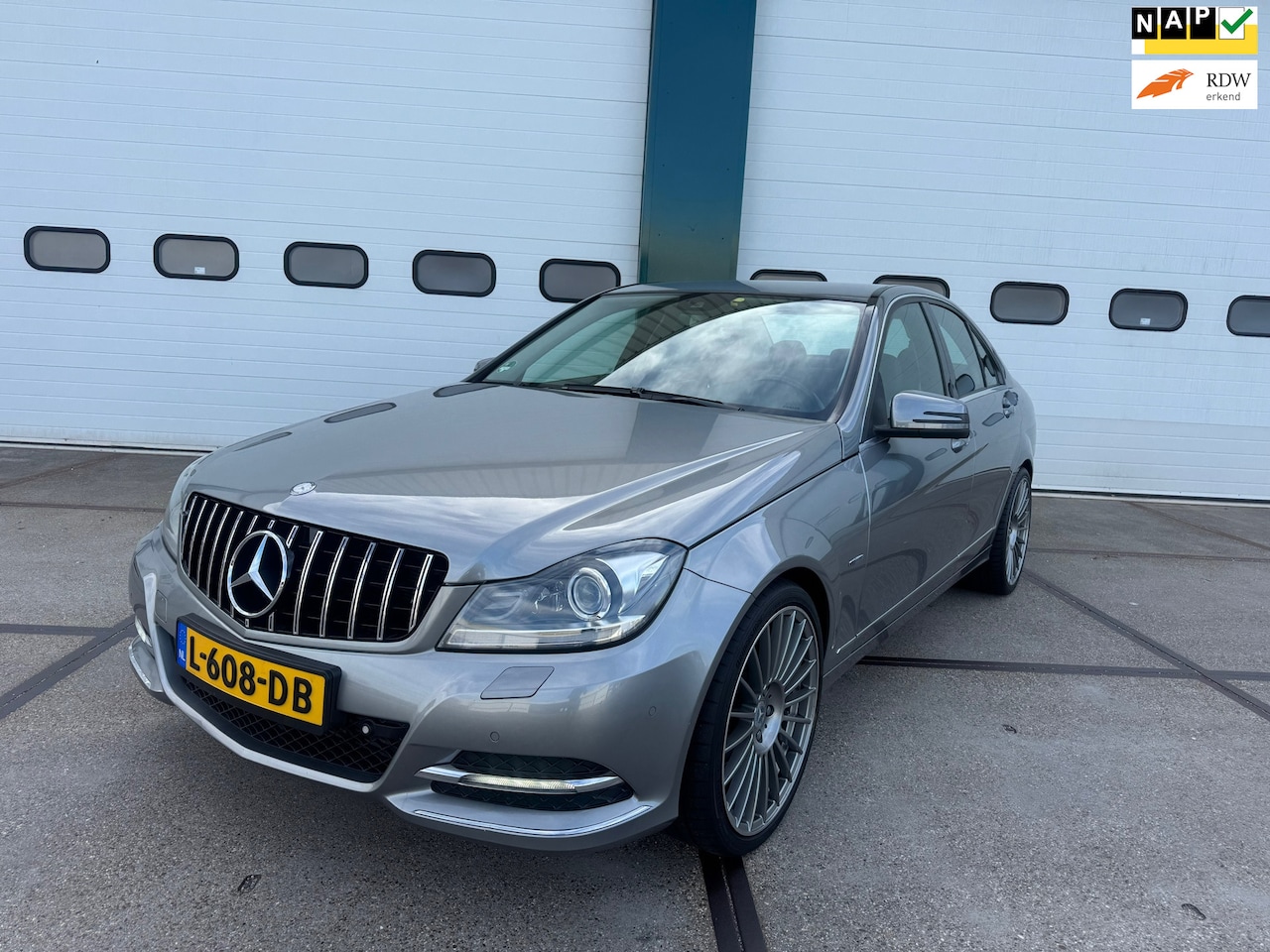 Mercedes-Benz C-klasse - 180 Avantgarde 152.000Km ! - AutoWereld.nl