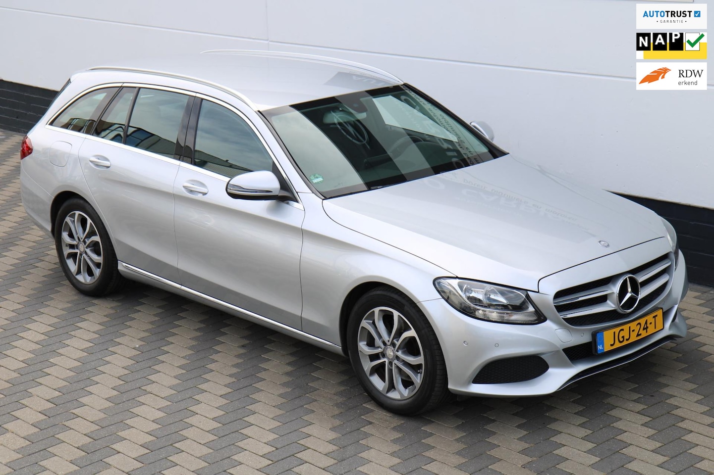 Mercedes-Benz C-klasse Estate - 180 Avantgarde Navi Cruise ! - AutoWereld.nl