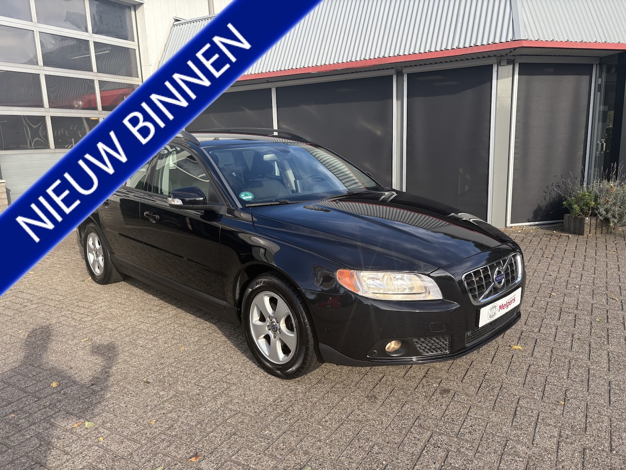 Volvo V70 - 2.0T Kinetic 2.0T Kinetic - AutoWereld.nl