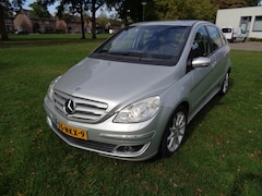 Mercedes-Benz B-klasse - met nieuwe a p k automaat