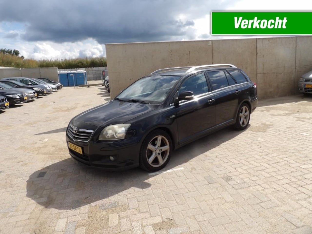 Toyota Avensis Wagon - 2.2 D-4D Luna Wagon 2.2 D-4D Luna - AutoWereld.nl
