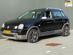 Volkswagen Polo - 1.4-16V FUN CROSS PANO\AC/NWE APK\CRUISE