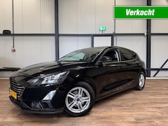 Ford Focus - 1.0 5drs - ecc - navigatie - nette staat
